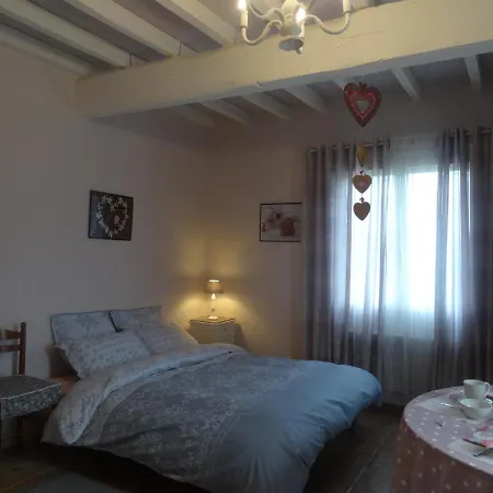 Chambre Montain Lilas Pour 4 Montain (Tarn-et-Garonne)
